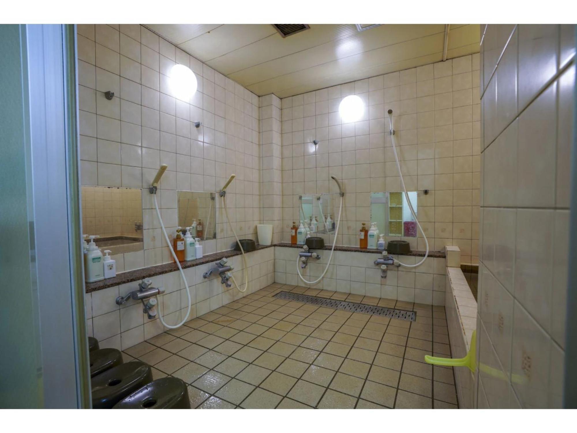Male Only Capsule Inn Hamamatsucho - Vacation Stay 68799V Tokio Buitenkant foto