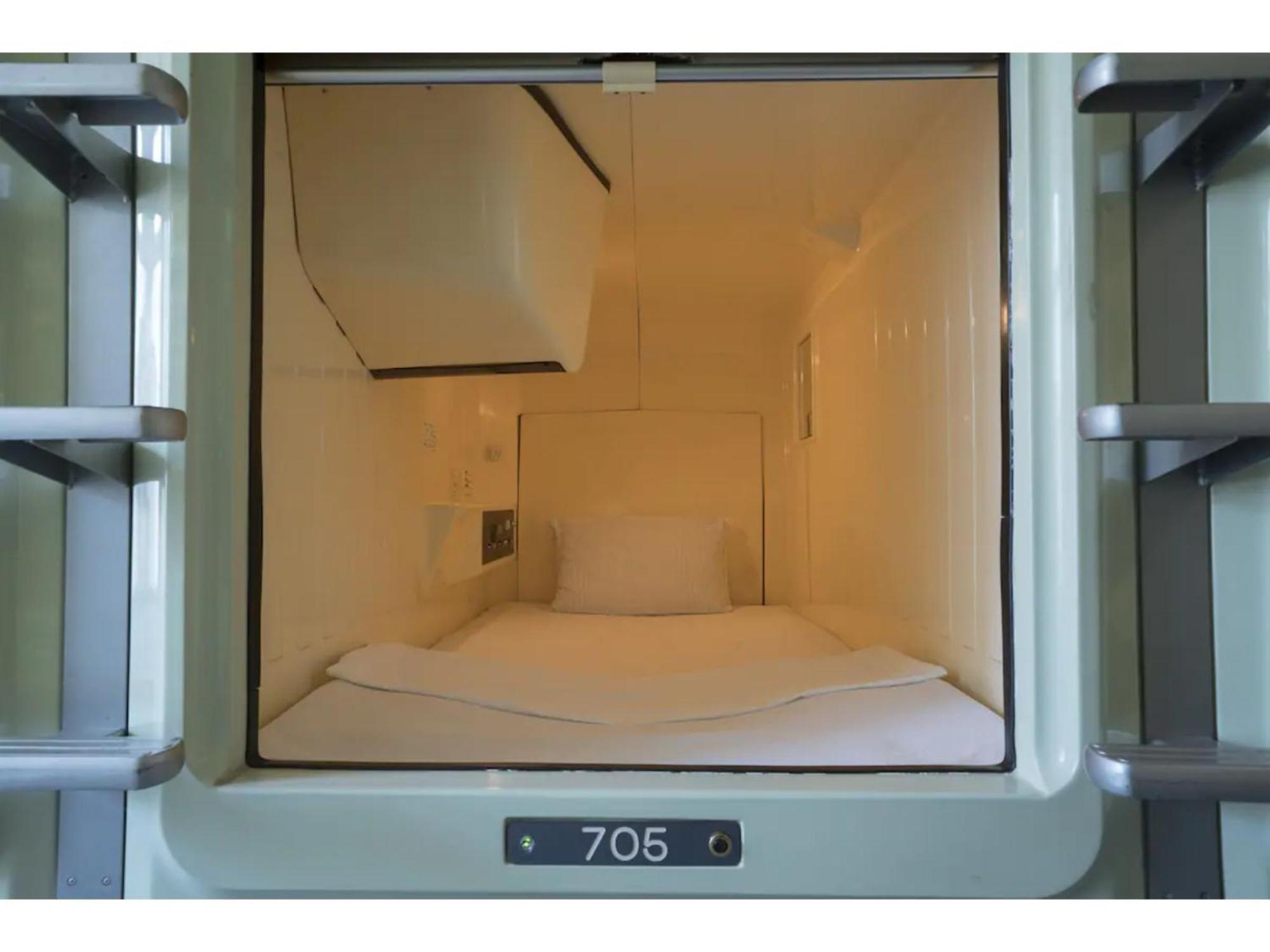 Male Only Capsule Inn Hamamatsucho - Vacation Stay 68799V Tokio Buitenkant foto